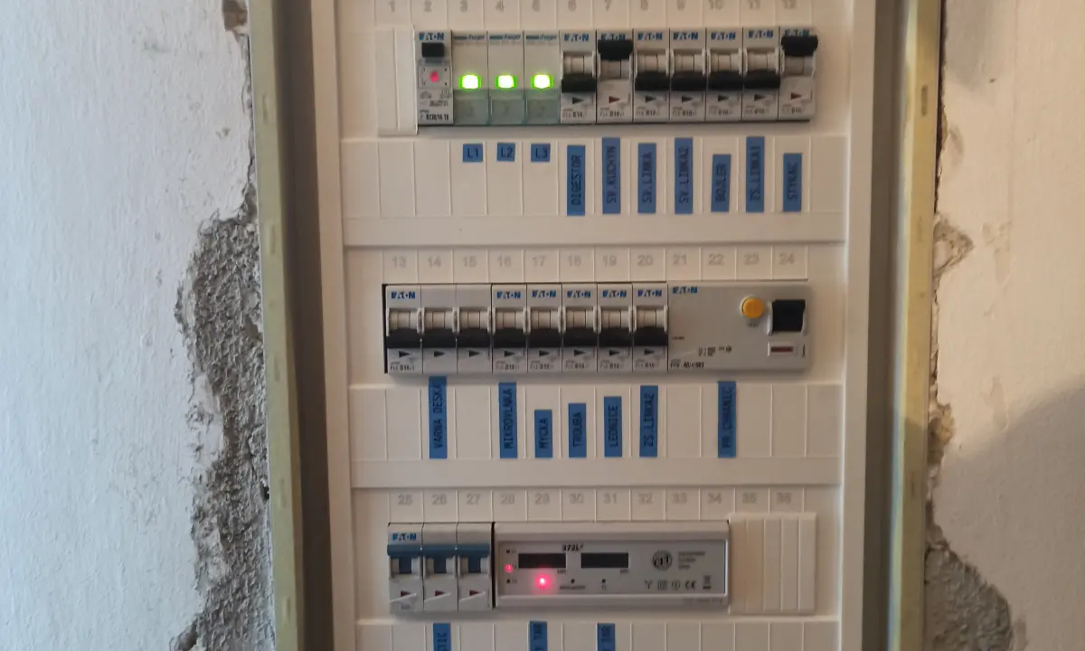 Elektrické rozvaděče 26