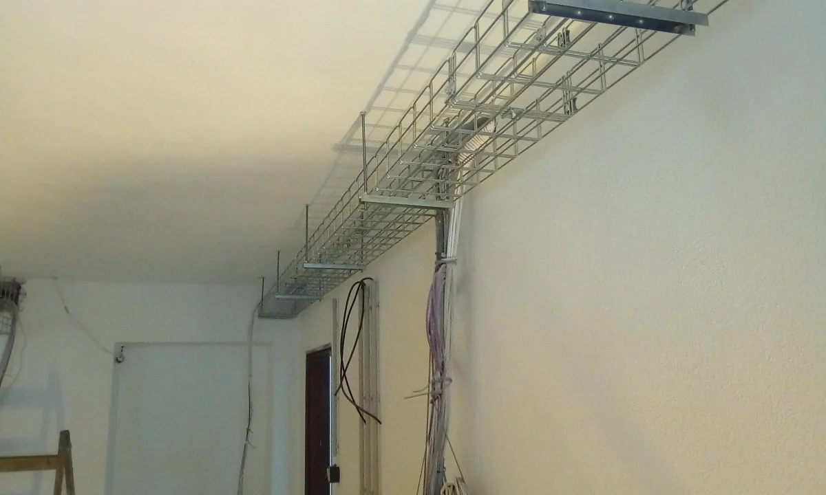 Silnoproudé elektromontáže 74