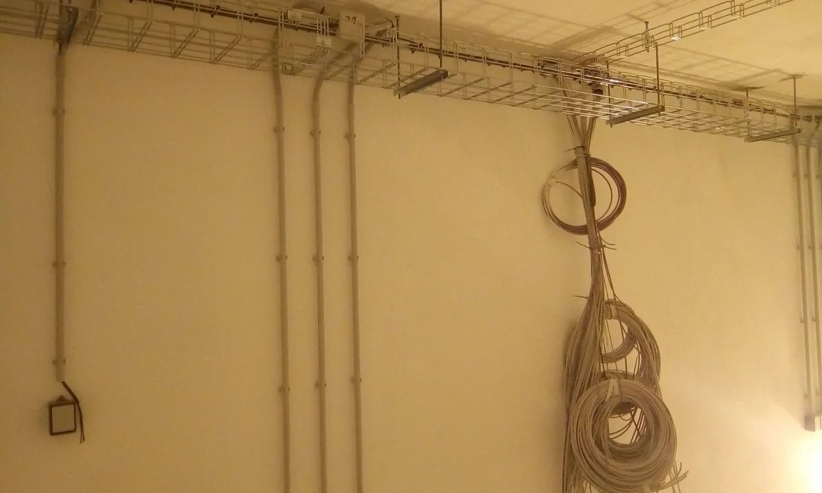 Silnoproudé elektromontáže 75