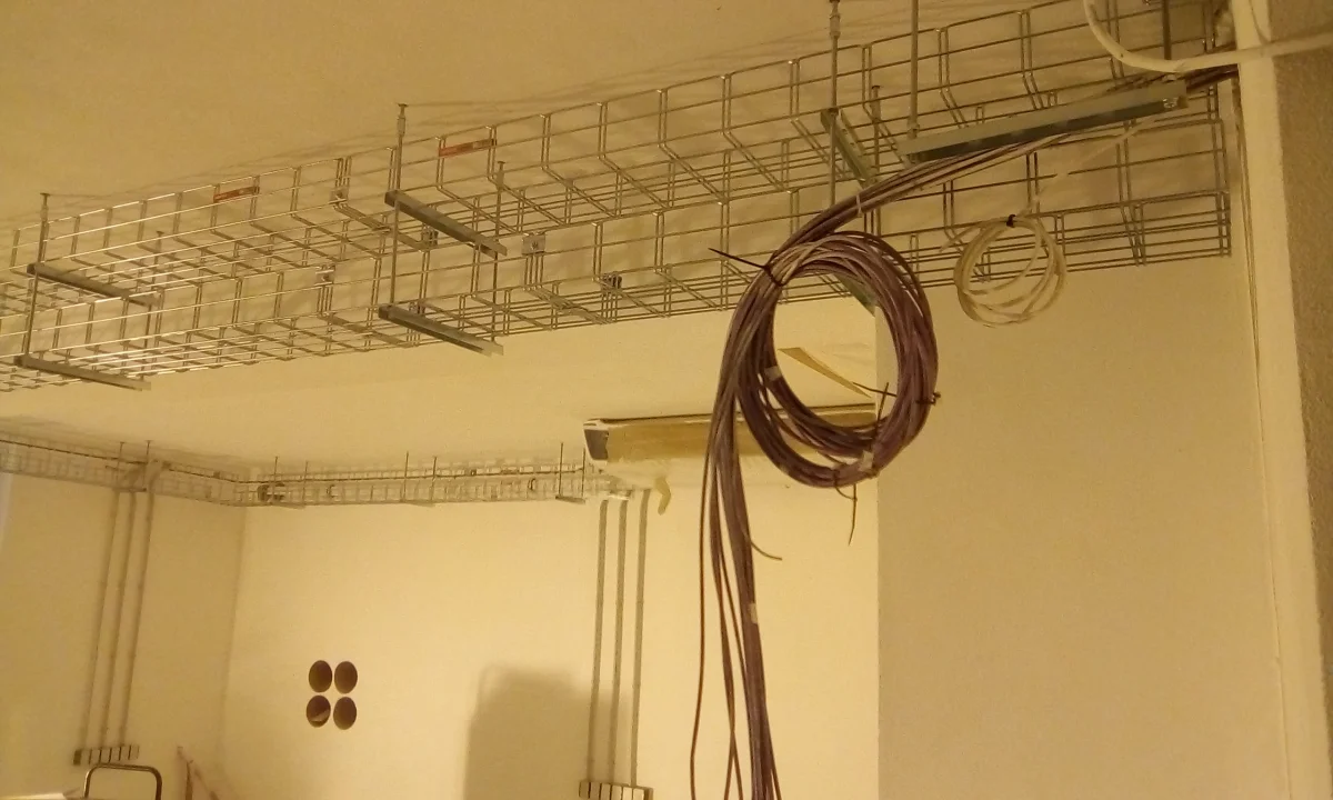 Silnoproudé elektromontáže 76